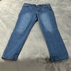 Womens straight leg pull on jeans